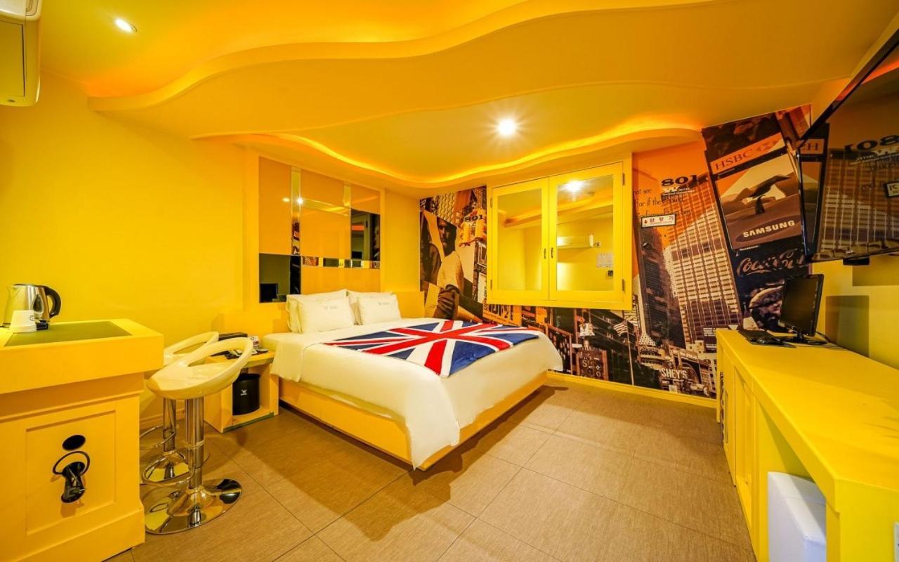 W Boutique Hotel Gimhae Dış mekan fotoğraf